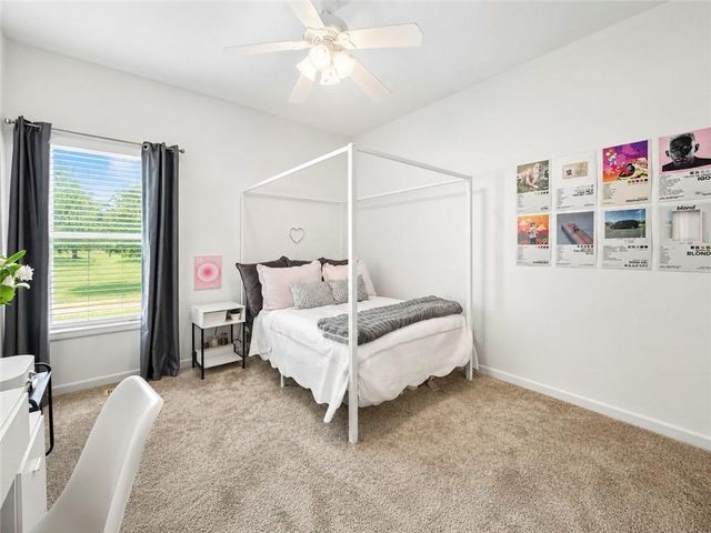 24407 Woodland Circle, Lee's Summit, MO 64086