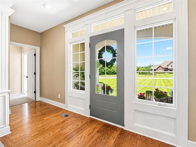 24407 Woodland Circle, Lee's Summit, MO 64086