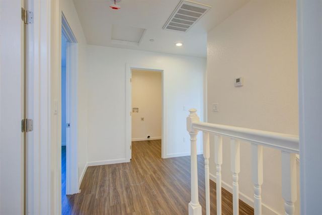 501 Jason Dr, Turlock, CA 95380