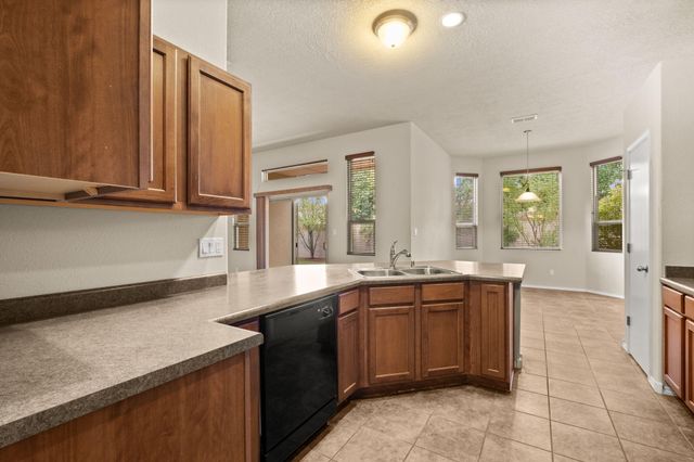 4616 Marbella Drive NW, Albuquerque, NM 87120