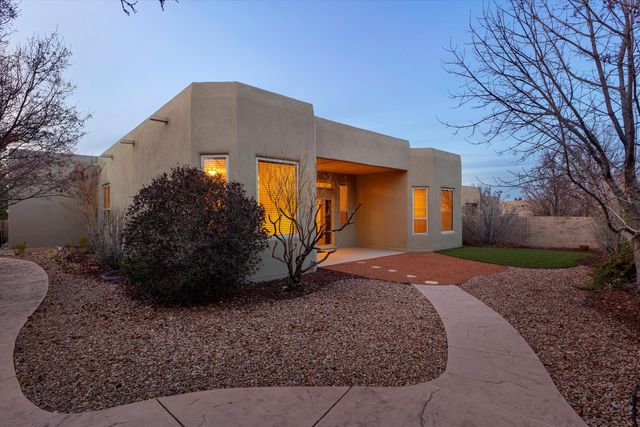 4616 Marbella Drive NW, Albuquerque, NM 87120