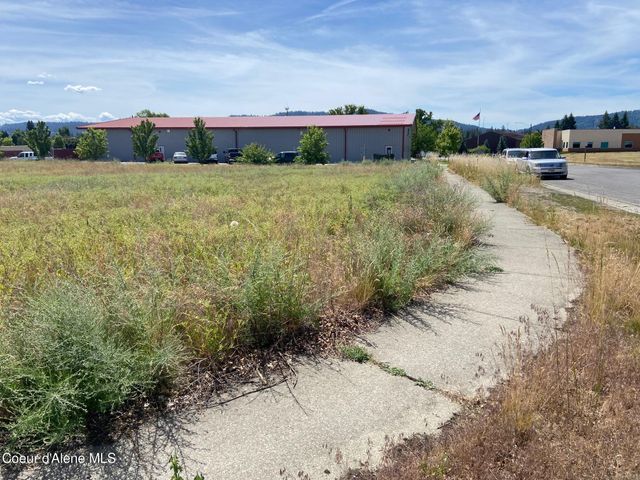 3556 E Covington AVE, Post Falls, ID 83854