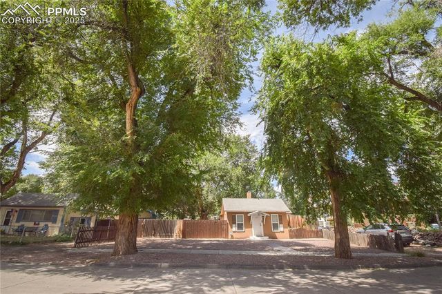 1023 S 3rd Street, Canon City, CO 81212