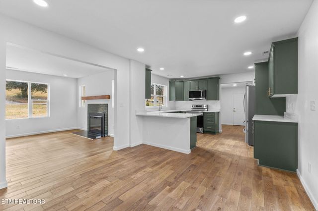 3915 Washington Pike, Knoxville, TN 37917