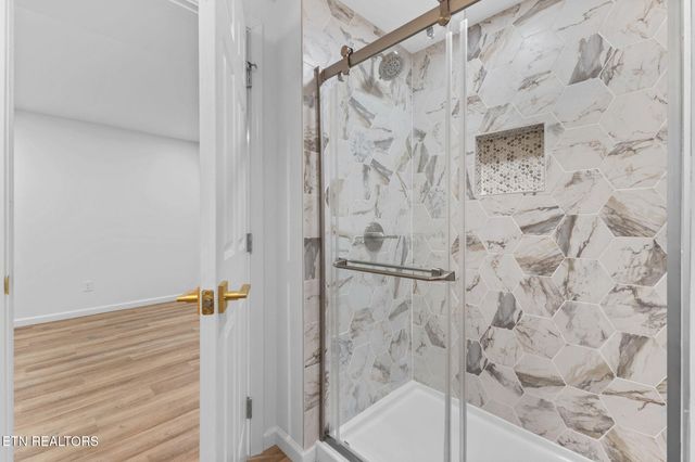 3915 Washington Pike, Knoxville, TN 37917