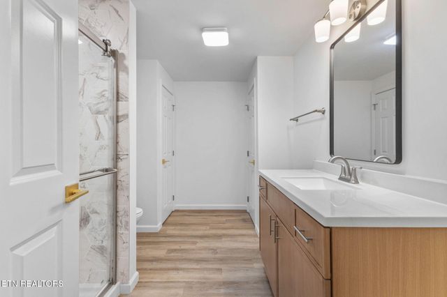 3915 Washington Pike, Knoxville, TN 37917