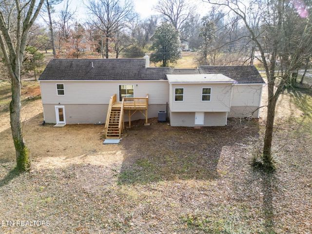 3915 Washington Pike, Knoxville, TN 37917