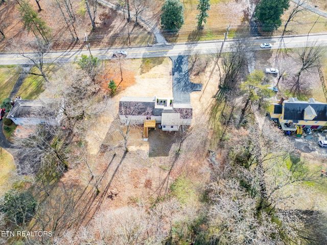 3915 Washington Pike, Knoxville, TN 37917