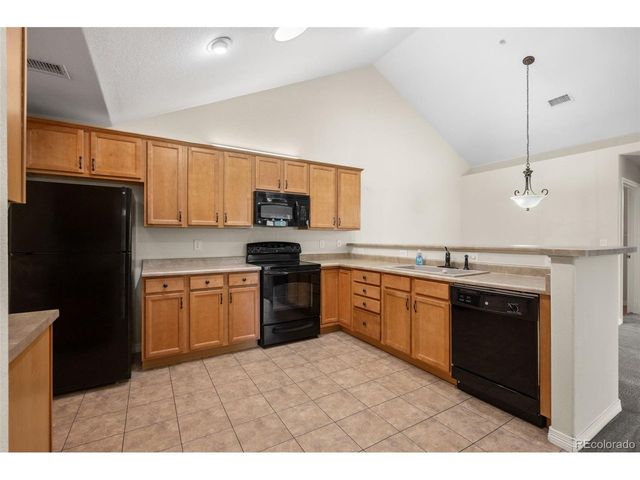 1995 S Espana Ct C, Aurora, CO 80013