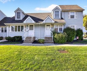 41 School St, Clark Twp., NJ 07066
