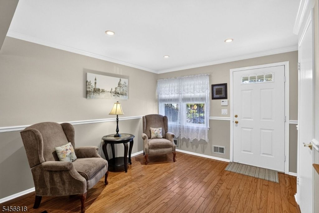 41 School St, Clark Twp., NJ 07066 — photo 4