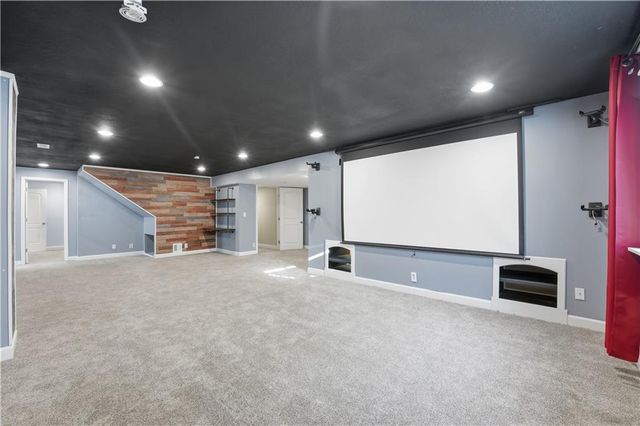 1614 NW Nicholas Drive, Grain Valley, MO 64029