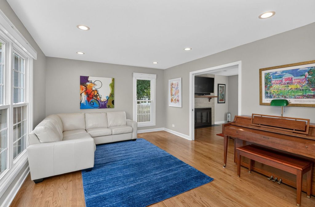 813 Hyde Park Lane, Naperville, IL 60565 — photo 3