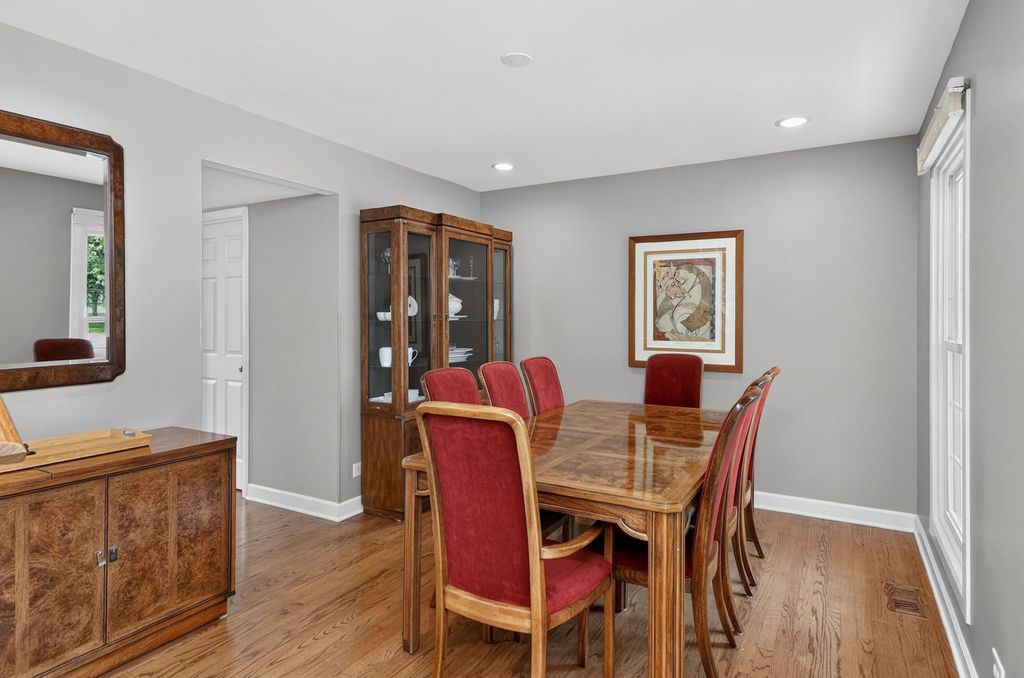 813 Hyde Park Lane, Naperville, IL 60565 — photo 4