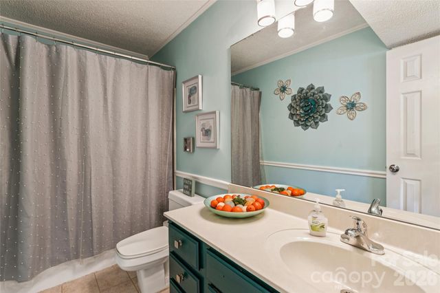 5812 Harris Grove Lane, Charlotte, NC 28212