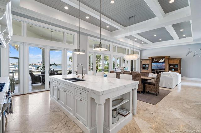 2941 Lake Drive, Singer Island, FL 33404