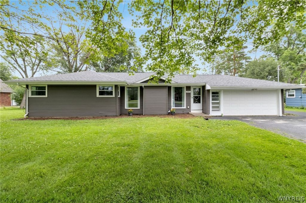 597 Alt Boulevard, Grand Island, NY 14072