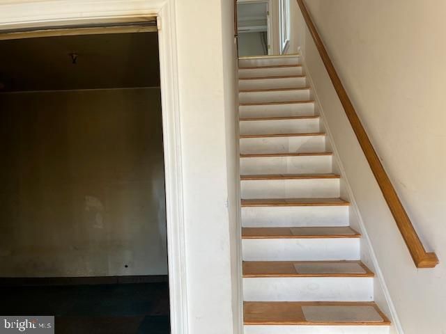 6205 RIVERFRONT DRIVE, Palmyra, NJ 08065