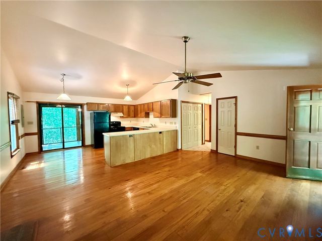 2590 Davis Mill Rd, Goochland, VA 23063