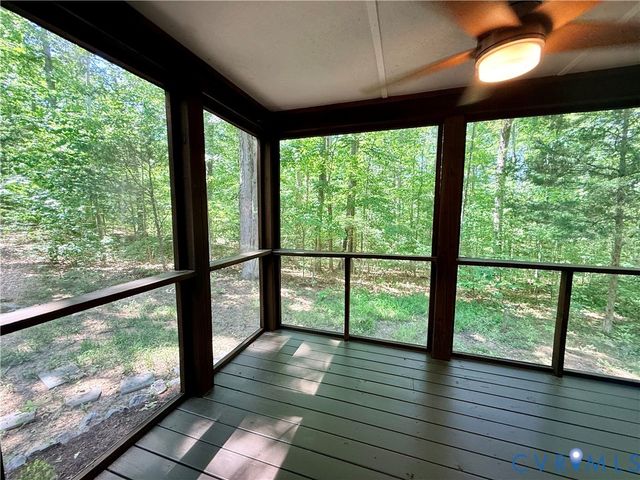 2590 Davis Mill Rd, Goochland, VA 23063