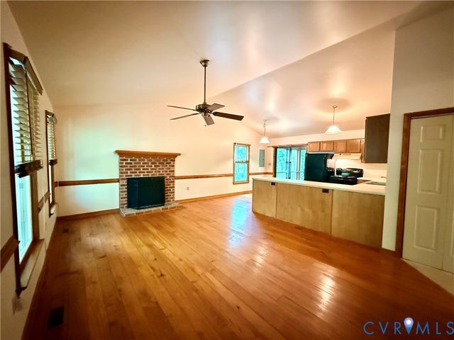 2590 Davis Mill Rd, Goochland, VA 23063