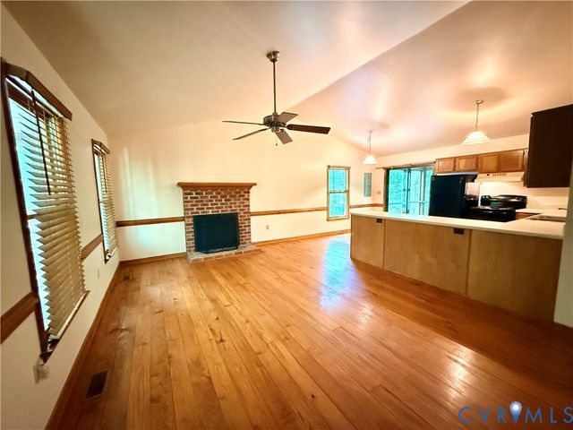 2590 Davis Mill Rd, Goochland, VA 23063