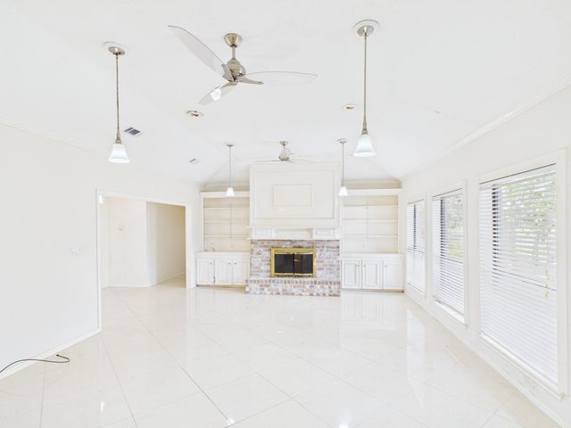 20435 Perryoak Drive, Humble, TX 77346