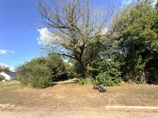 417 N 3rd Street, Corsicana, TX 75110