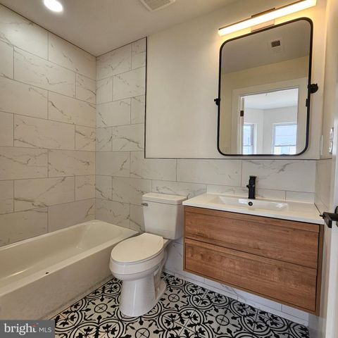 4440 N CHADWICK ST, Philadelphia, PA 19140