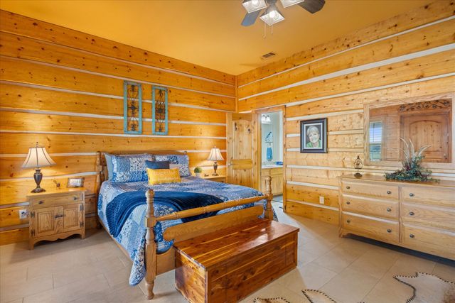 1436 County Road 216, Iredell, TX 76649