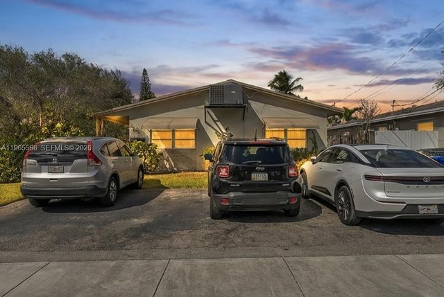 5831 Taylor St 3, Hollywood, FL 33021