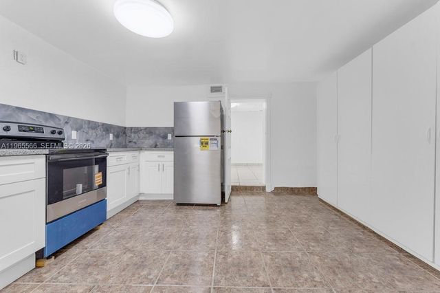 5831 Taylor St 3, Hollywood, FL 33021