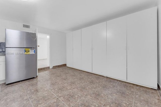 5831 Taylor St 3, Hollywood, FL 33021