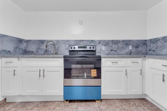 5831 Taylor St 3, Hollywood, FL 33021