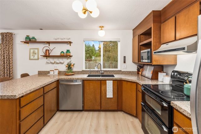 10309 50th Place W, Mukilteo, WA 98275