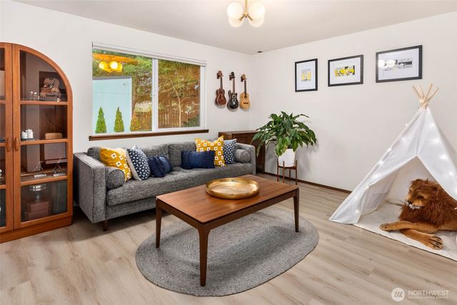 10309 50th Place W, Mukilteo, WA 98275