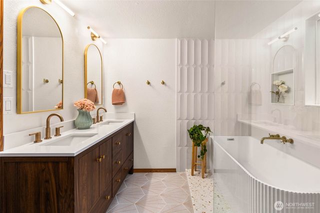 10309 50th Place W, Mukilteo, WA 98275