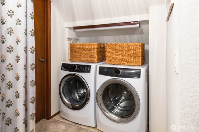 10309 50th Place W, Mukilteo, WA 98275