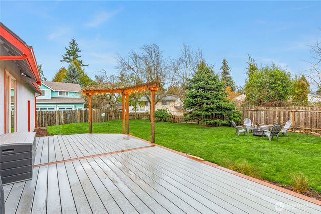 10309 50th Place W, Mukilteo, WA 98275