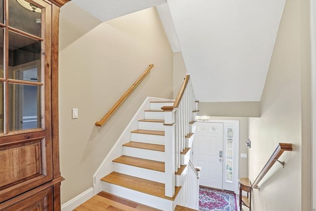 60 Lenox St 11, Norwood, MA 02062