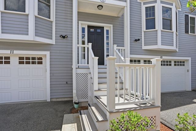 60 Lenox St 11, Norwood, MA 02062