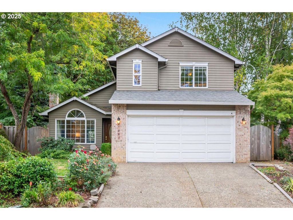 17093 Sw LYNNLY Way, Sherwood, OR 97140