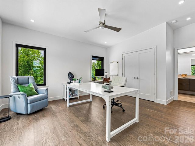 25 Bartrams Walk Drive, Asheville, NC 28804