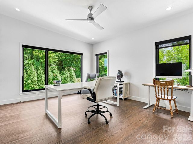 25 Bartrams Walk Drive, Asheville, NC 28804