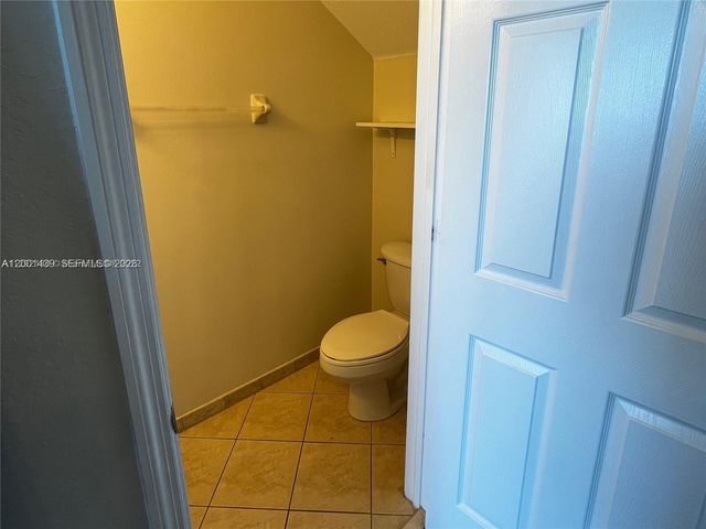 9123 SW 227th St 4, Cutler Bay, FL 33190