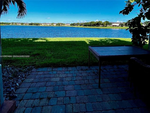 9123 SW 227th St 4, Cutler Bay, FL 33190