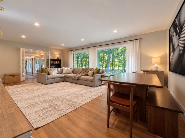3010 Country Club Drive, Muskegon, MI 49441