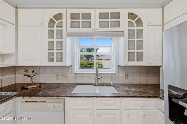5004 S WINCHESTER Drive S, Jacksonville, FL 32217