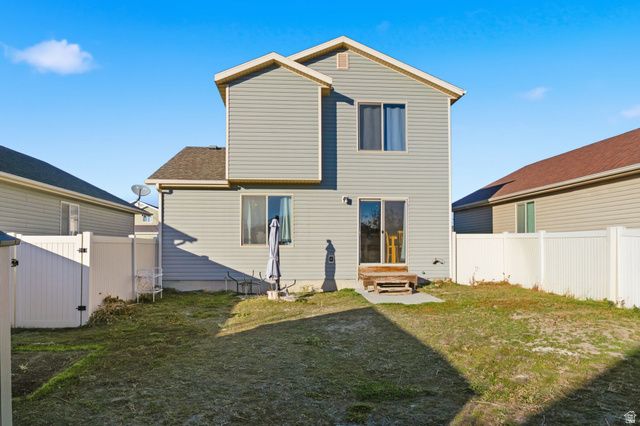 1674 E DOWNWATER ST, Eagle Mountain, UT 84005