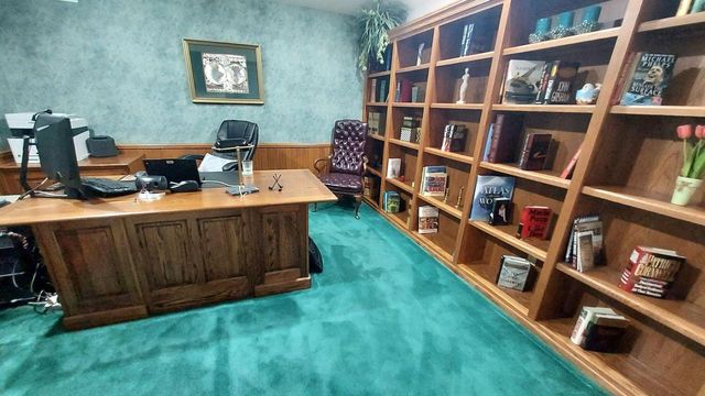 8404 S 68th STREET, Franklin, WI 53132